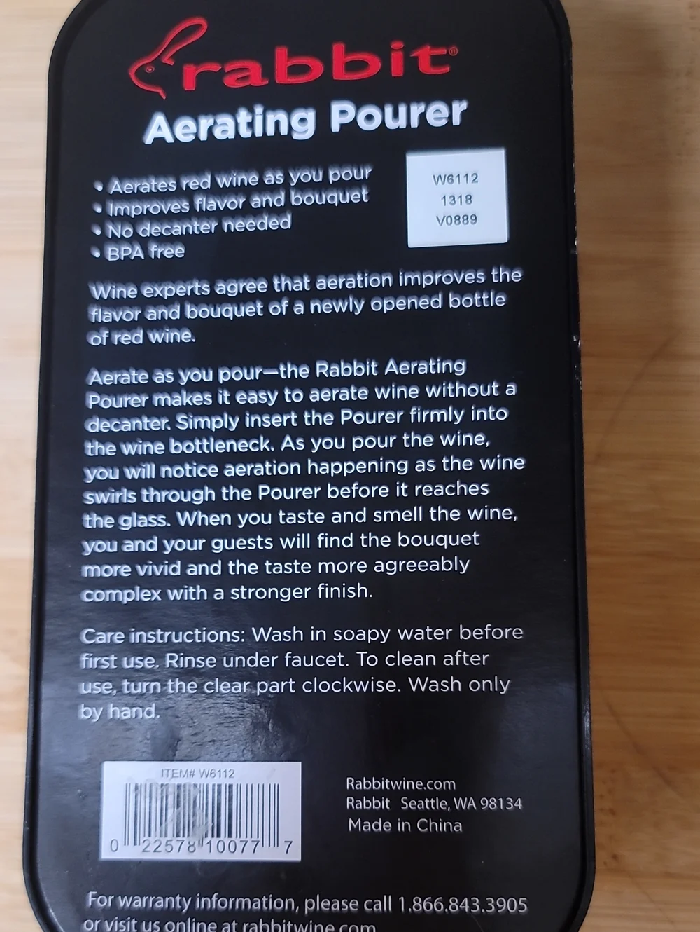 Aerating Pourer - Black Wine Aerator